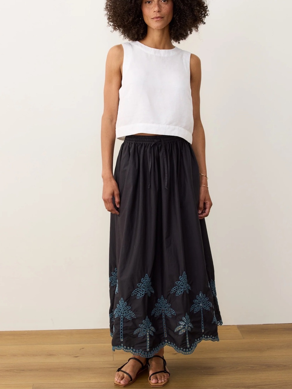 Marine Layer NWOT Ryland Eyelet Drawstring Skirt in Black Size Small